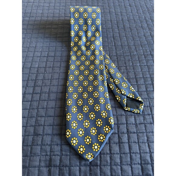 LUCIANO BARBERA BLUE w/ BLUE & YELLOW FLOWERS 100% ITALIAN SILK NECK TIE 57" - Picture 1 of 3